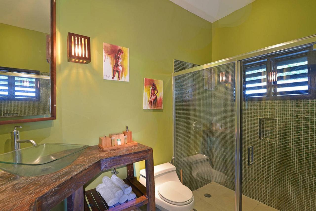 Luxury Villa Sleeps 6, Beach Access, مونتيغو باي المظهر الخارجي الصورة