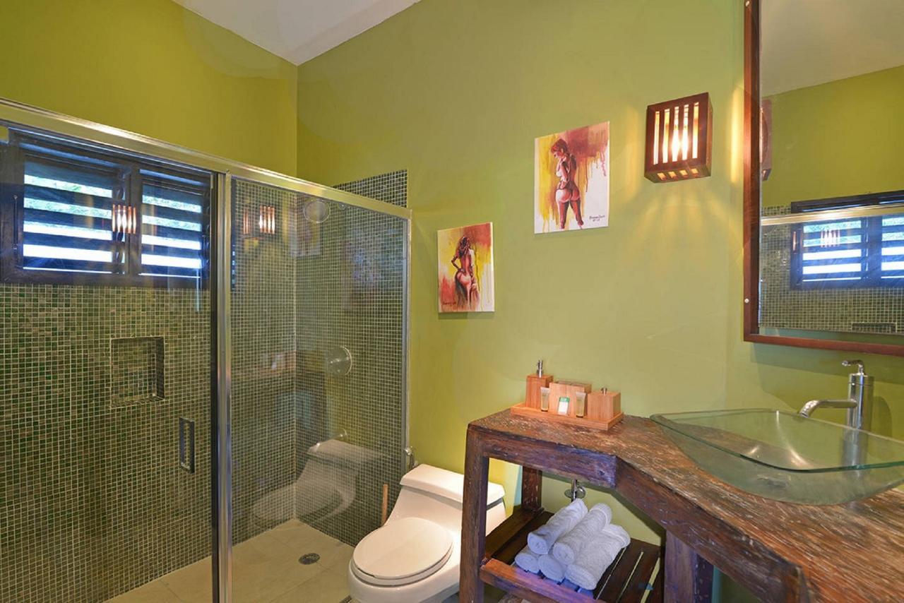 Luxury Villa Sleeps 6, Beach Access, مونتيغو باي المظهر الخارجي الصورة